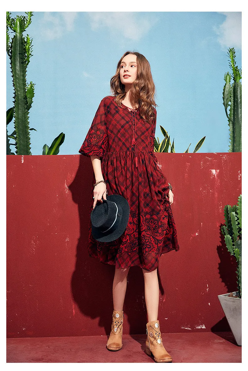 ARTKA VINTAGE CHECK AND FLORAL PRINT MIDI DRESS