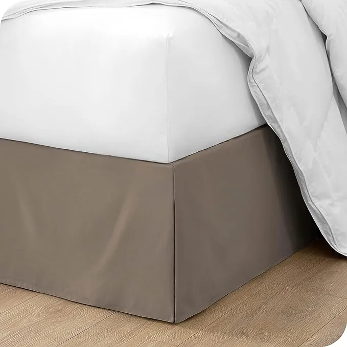 Bed Skirt with 2 Pillowcases