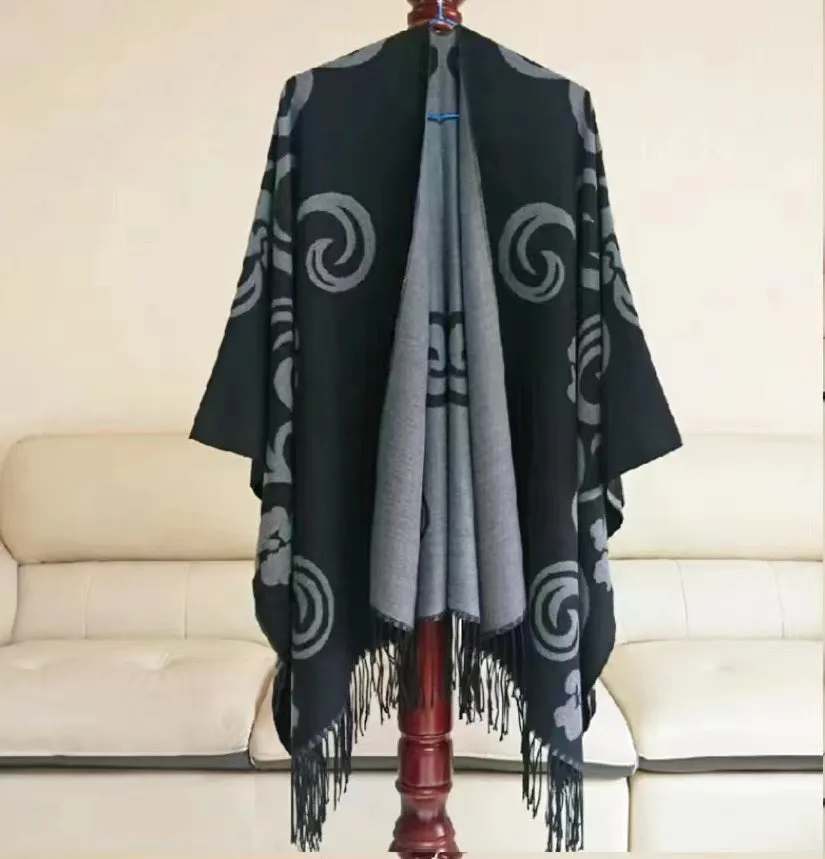 Cape with curls design Black