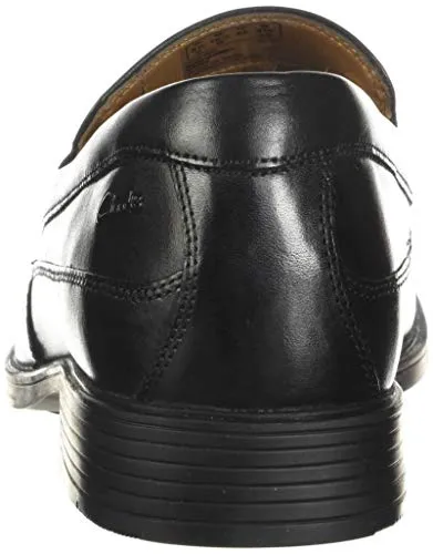 Clarks Men's Tilden Free Loafer, Black Leather, 8