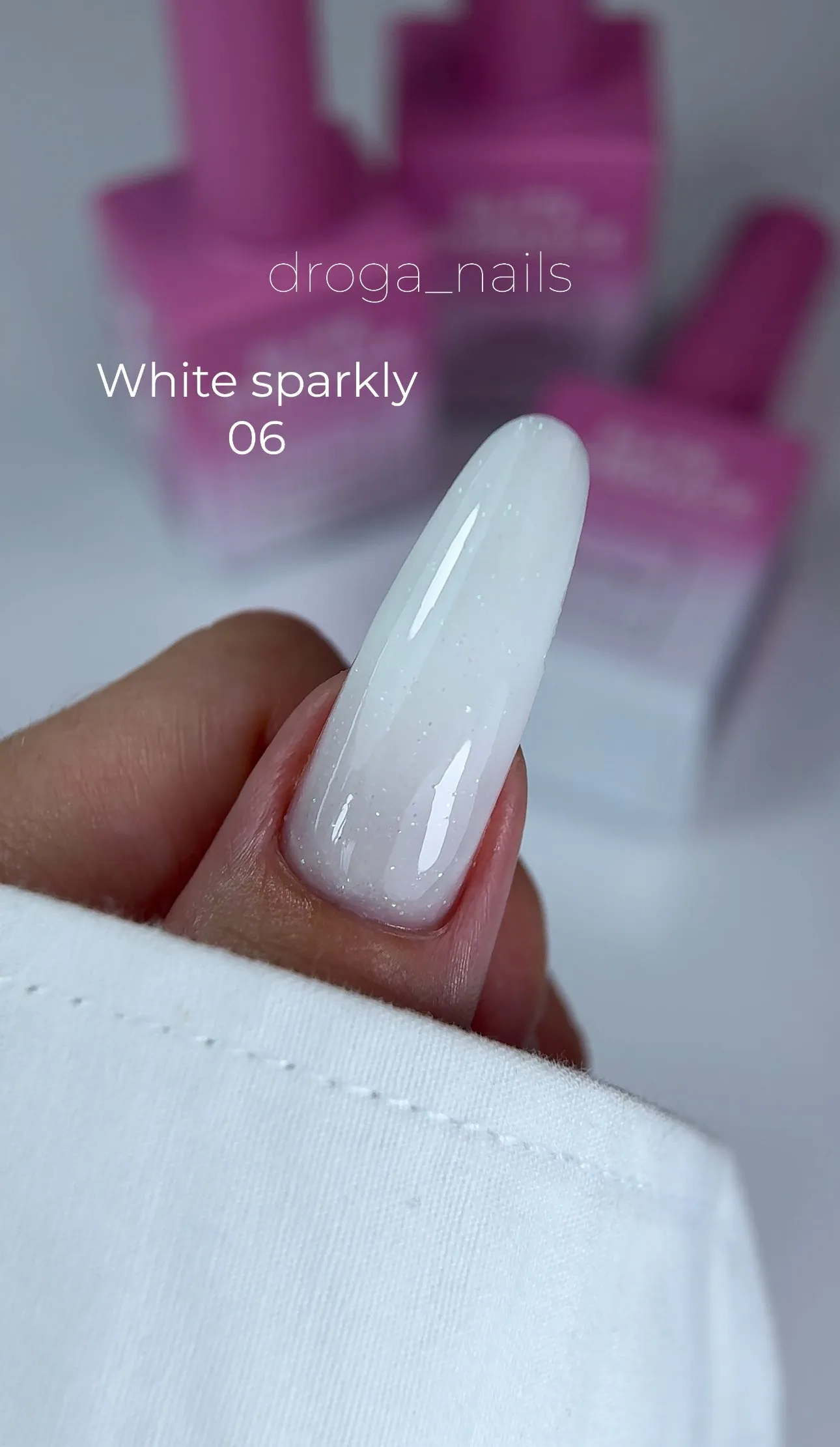 ELITE EMBRACE Professional Top Coat 06 White Sparkly 15ml ETWS0615
