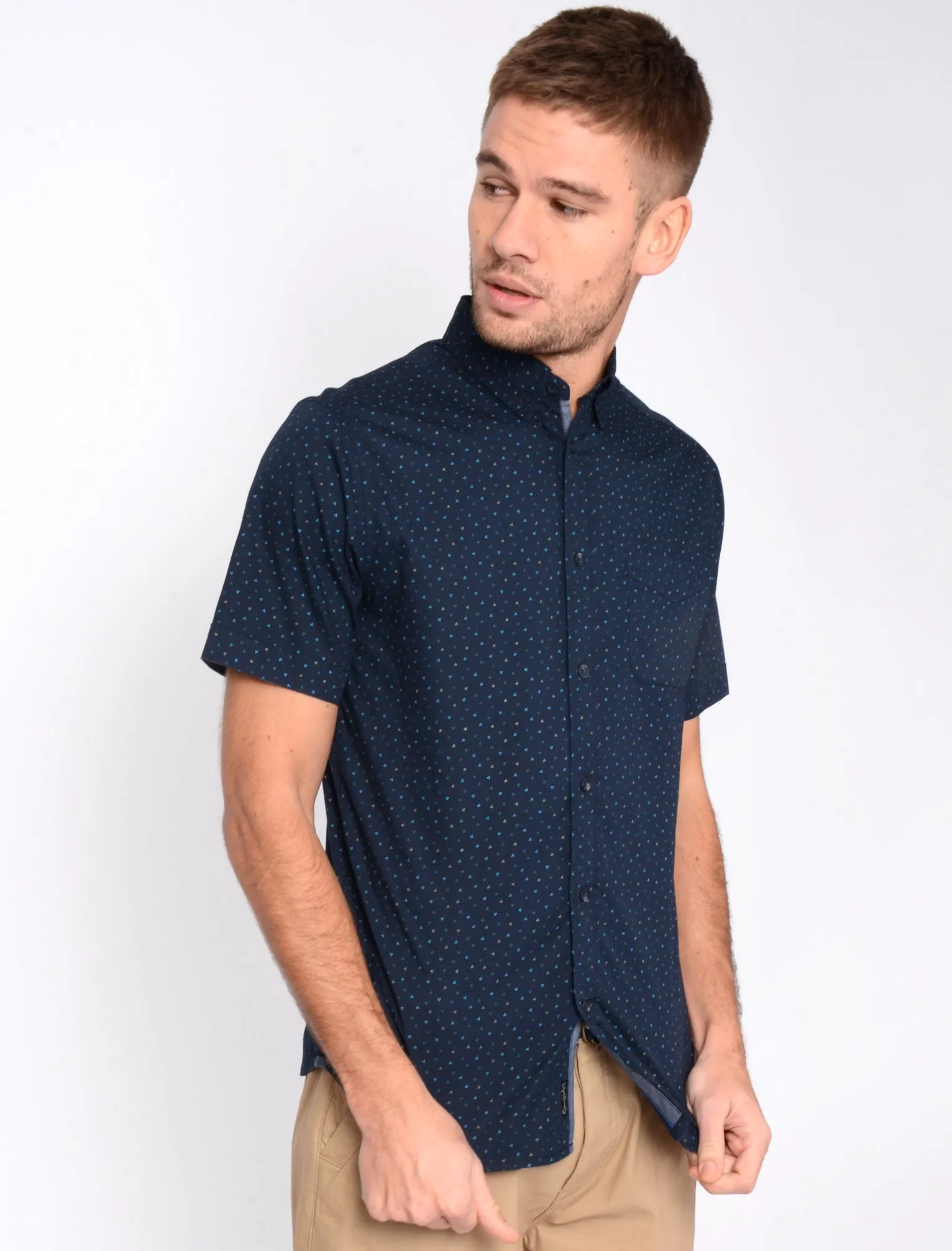 Fallbrook Triangle Print Short Sleeve Cotton Shirt In Navy - Tokyo Laundry