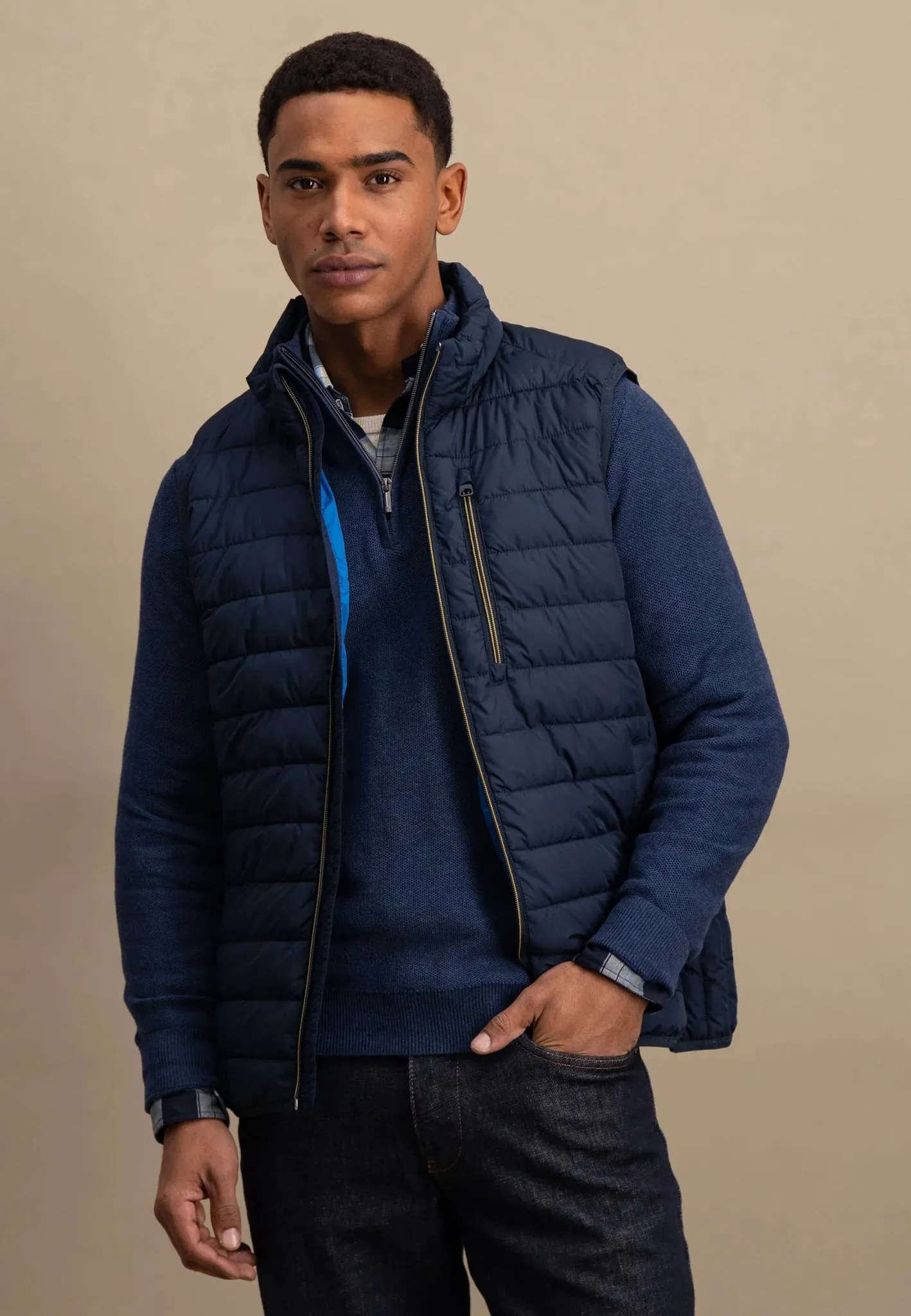 FYNCH HATTON Quilted Gilet - Men's – Dark Navy