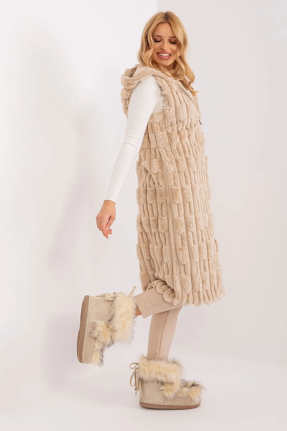 Gilet model 200522 AT
