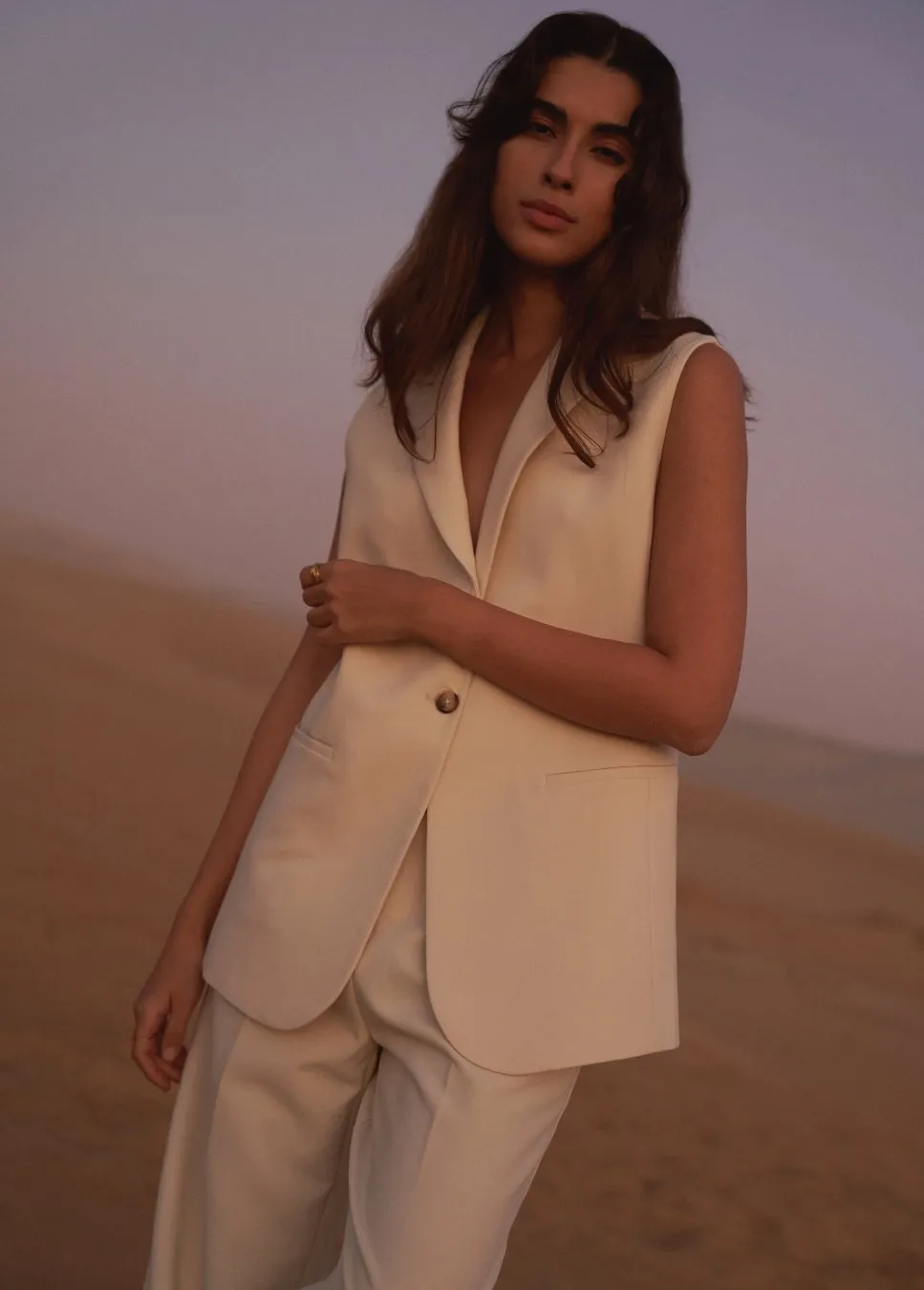 Grace & Mila Nommy gilet met strikceintuur off white