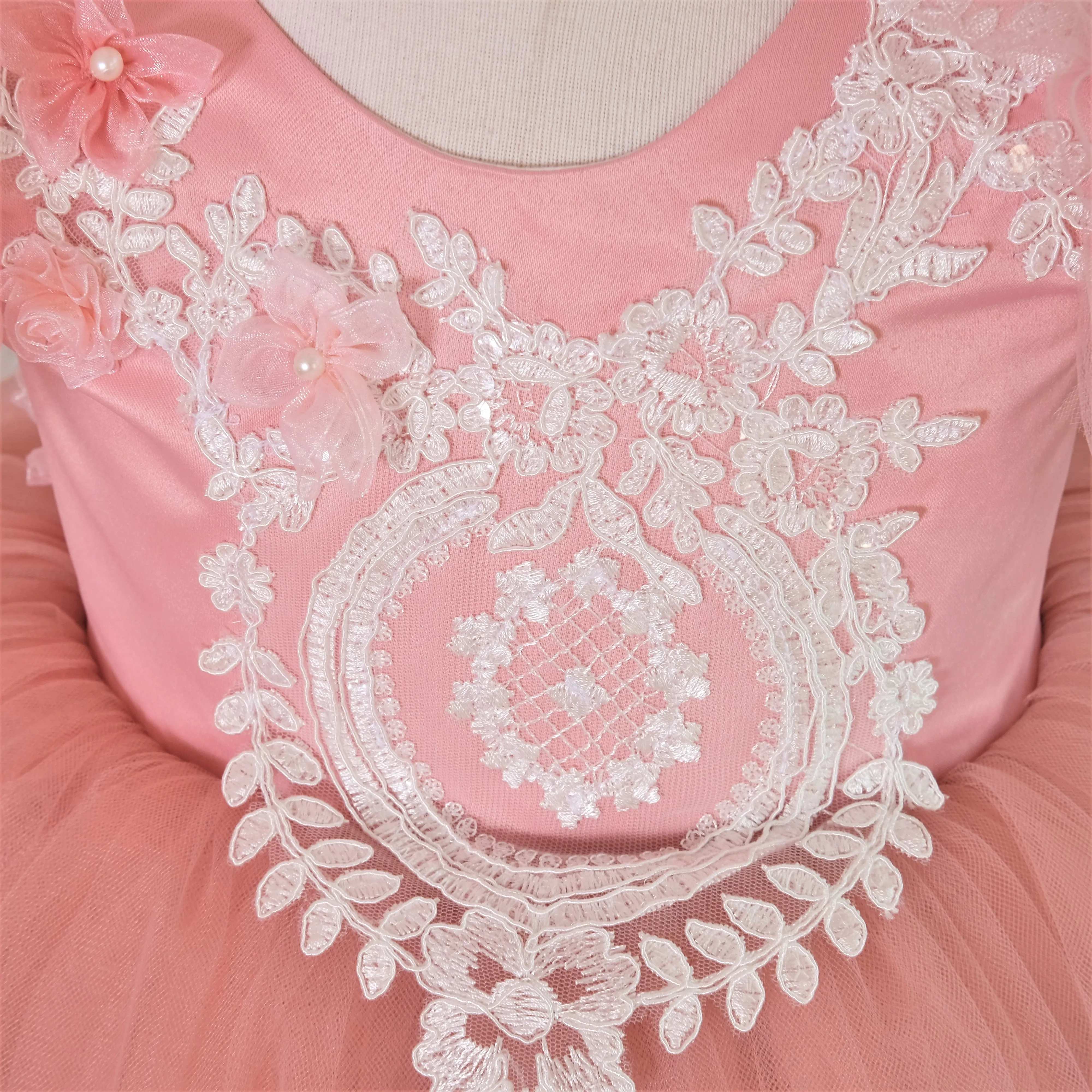 Mia girl dress with train blush